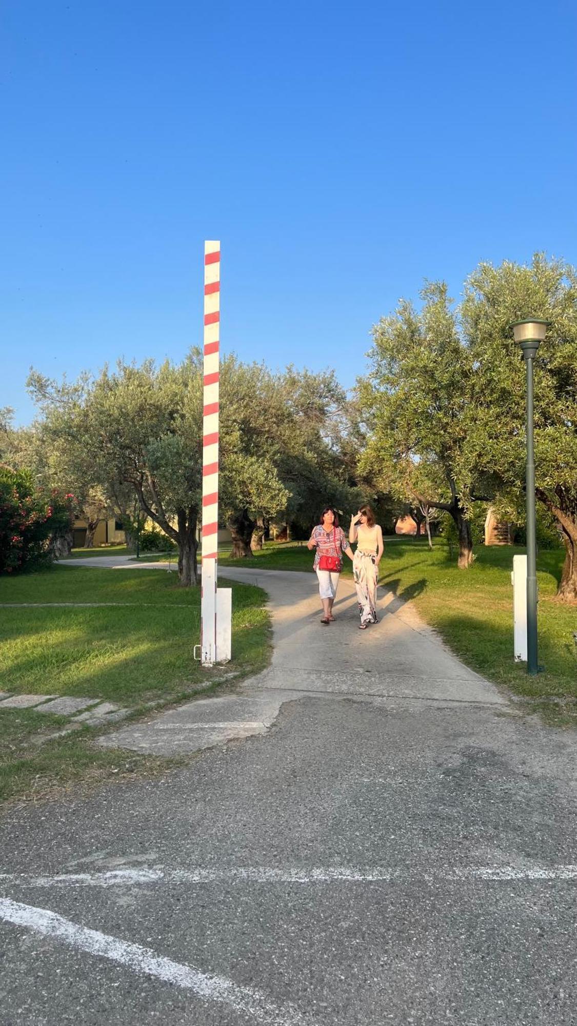 L'Isola Dei Vacanzieri Сант-Андреа-Апостоло-делло-Йонио Экстерьер фото
